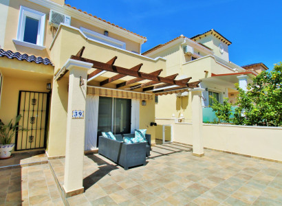 Adosado - Reventa - Villamartín - Villamartin