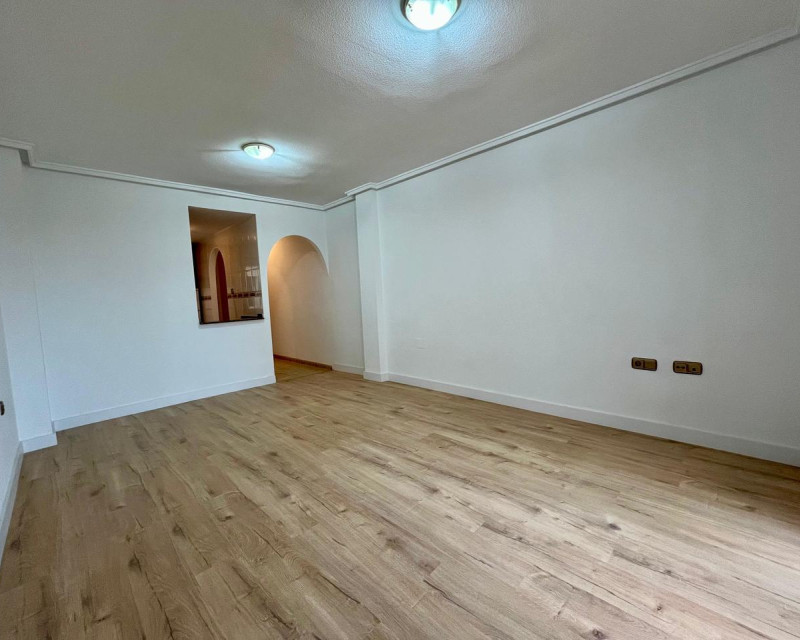 Apartamento / piso · Reventa · Los Montesinos · Los Montesinos