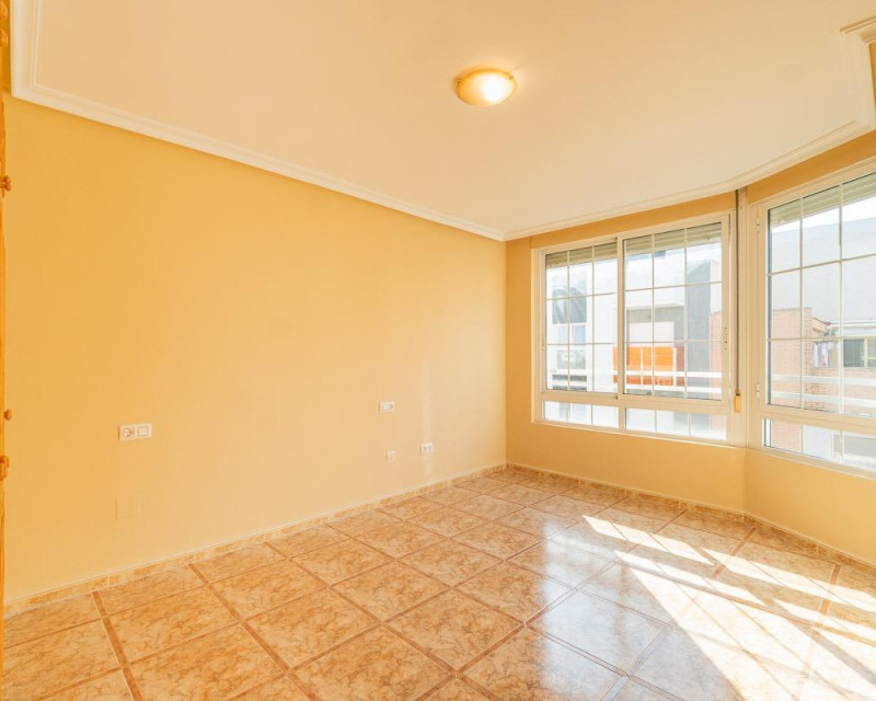 Apartamento / piso · Reventa · Torrevieja · Centro