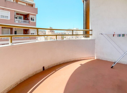 Apartamento / piso - Reventa - Torrevieja - El Acequión - Los Náufragos