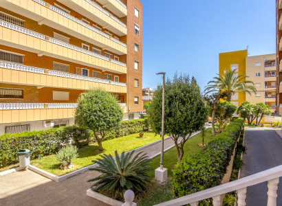 Apartamento / piso - Reventa - Torrevieja - Punta Prima