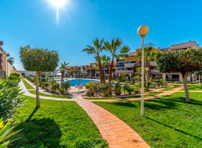 Apartment / flat - Resale - Orihuela Costa - 2023A029