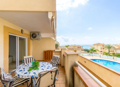 Apartment / flat - Resale - Orihuela Costa - Campoamor