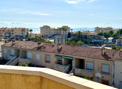 Apartment / flat - Resale - Orihuela Costa - Campoamor