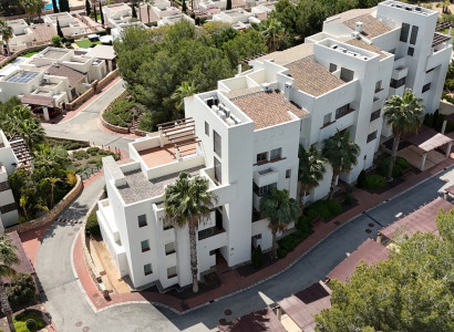 Apartment / flat - Resale - Orihuela Costa - Las Colinas Golf