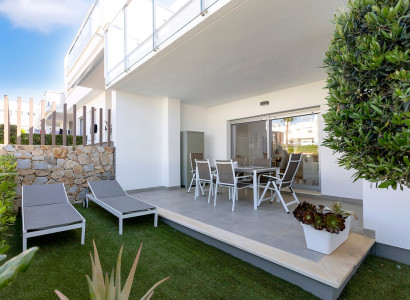 Apartment / flat - Resale - Orihuela Costa - Vistabella Golf