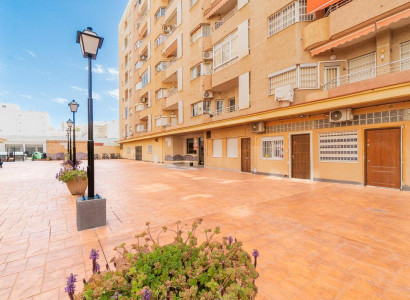 Apartment / flat - Resale - Torrevieja - Curva del Palangre