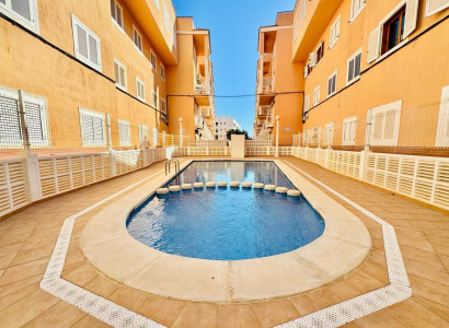 Apartment / flat - Resale - Torrevieja - La Mata