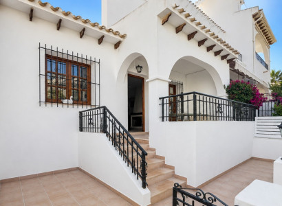 Apartment / flat - Resale - Torrevieja - Nueva Torrevieja - Aguas Nuevas
