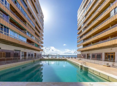 Apartment / flat - Resale - Torrevieja - Playa del Acequión