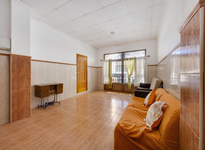 Apartment / flat - Resale - Torrevieja - Playa del Cura
