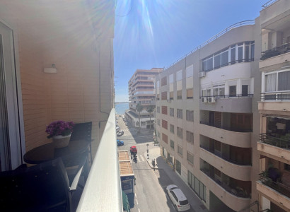 Apartment / flat - Resale - Torrevieja - Torrevieja Centro