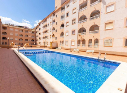 Apartment / flat - Resale - Torrevieja - Torrevieja Centro