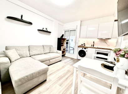 Apartment / flat - Resale - Torrevieja - Torrevieja Centro