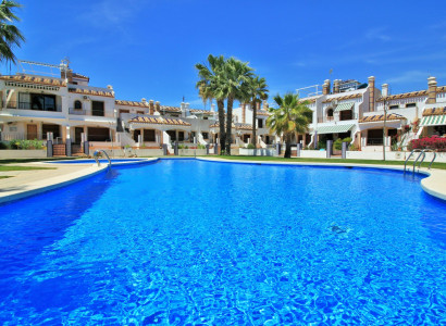 Apartment / flat - Resale - Villamartín - PAU 8