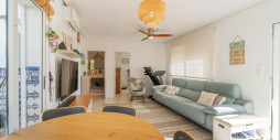 Återförsäljning - Semi Detached Villa - Orihuela Costa - Punta Prima