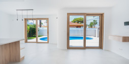 Återförsäljning - Villa - Cabo Roig
