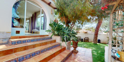 Återförsäljning - Villa - Orihuela Costa - La Zenia