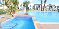 Återförsäljning - Villa - Orihuela Costa - La Zenia