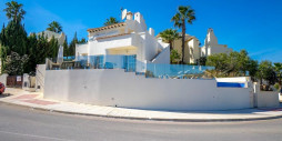 Återförsäljning - Villa - Orihuela Costa - Las Ramblas