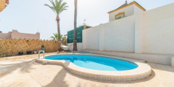 Återförsäljning - Villa - Orihuela Costa - Los Balcones