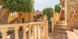 Återförsäljning - Villa - Orihuela Costa - Los Balcones