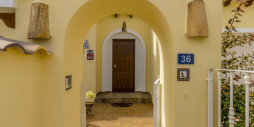 Återförsäljning - Villa - Orihuela Costa - Los Dolses, Villamartín