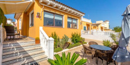 Återförsäljning - Villa - Orihuela Costa - Playa Flamenca