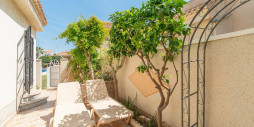 Återförsäljning - Villa - Orihuela Costa - Playa Flamenca
