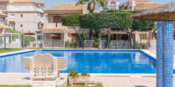 Återförsäljning - Villa - Orihuela Costa - Playa Flamenca