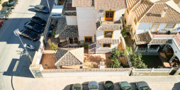 Återförsäljning - Villa - Orihuela Costa - Punta Prima