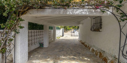 Återförsäljning - Villa - Orihuela Costa - Punta Prima