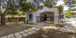 Återförsäljning - Villa - Orihuela Costa - Punta Prima