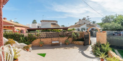 Återförsäljning - Villa - Orihuela Costa - Punta Prima