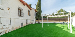 Återförsäljning - Villa - Orihuela Costa - Punta Prima