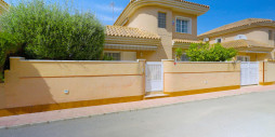 Återförsäljning - Villa - Orihuela Costa - Punta Prima