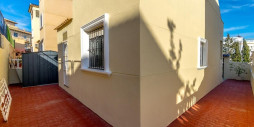 Återförsäljning - Villa - Orihuela Costa - Villamartín