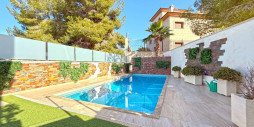 Återförsäljning - Villa - Orihuela Costa - Villamartín