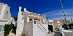 Återförsäljning - Villa - Orihuela Costa - Villamartin
