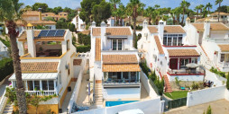 Återförsäljning - Villa - Orihuela Costa - Villamartín
