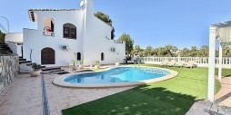Återförsäljning - Villa - Orihuela Costa - Villamartin