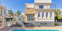 Återförsäljning - Villa - Orihuela Costa