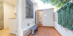 Återförsäljning - Villa - Torrevieja - Aguas nuevas 1