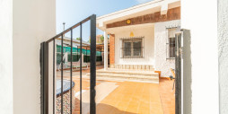 Återförsäljning - Villa - Torrevieja - Aguas nuevas 1