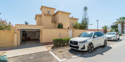 Återförsäljning - Villa - Torrevieja - La Mata