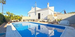 Återförsäljning - Villa - Torrevieja - La Siesta - El Salado -  Torreta