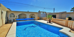 Återförsäljning - Villa - Torrevieja - La Siesta