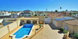 Återförsäljning - Villa - Torrevieja - La Siesta