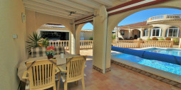 Återförsäljning - Villa - Torrevieja - La Siesta