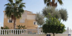 Återförsäljning - Villa - Torrevieja - La Siesta